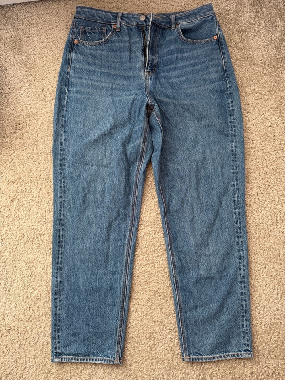 American Eagle Outfitters Women's Straight-Leg Jeans in Denim Blue